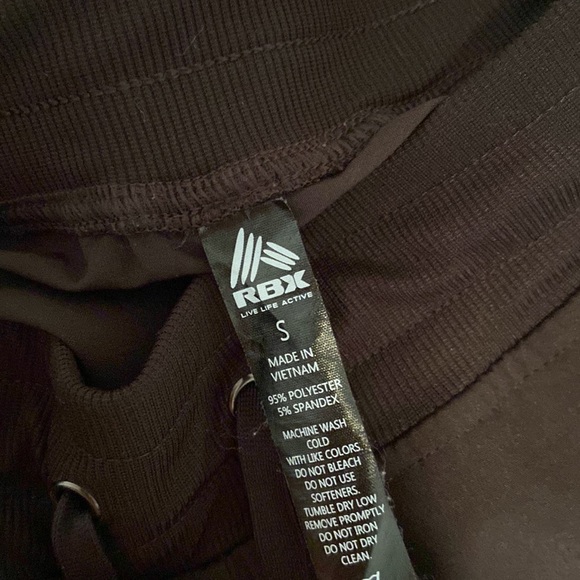 Cropped joggers! Size small. Spot is just water! - Picture 4 of 4